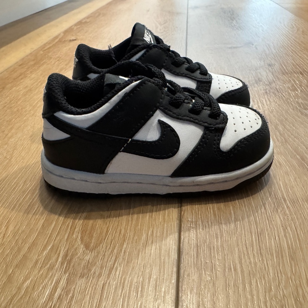Nike Kids Black and White Sneakers